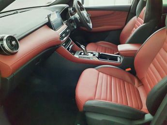 MG MG HS 1.5 T-GDI Trophy SUV 5dr Petrol DCT Euro 6 (s/s) (162 ps)