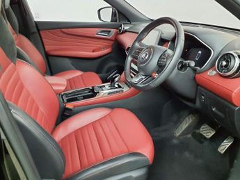MG MG HS 1.5 T-GDI Trophy SUV 5dr Petrol DCT Euro 6 (s/s) (162 ps)