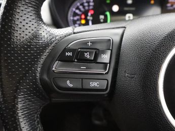 MG MG 5 61.1kWh Excite Long Range Estate 5dr Electric Auto (156 ps)