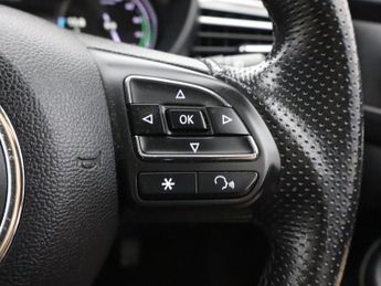 MG MG 5 61.1kWh Excite Long Range Estate 5dr Electric Auto (156 ps)