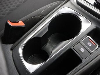 MG MG 5 61.1kWh Excite Long Range Estate 5dr Electric Auto (156 ps)