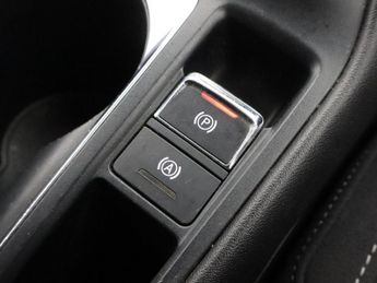 MG MG 5 61.1kWh Excite Long Range Estate 5dr Electric Auto (156 ps)