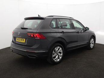VOLKSWAGEN TIGUAN 2.0 TDI Life SUV 5dr Diesel DSG Euro 6 (s/s) (150 ps)