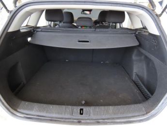 MG MG 5 61.1kWh Excite Long Range Estate 5dr Electric Auto (156 ps)
