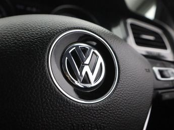 VOLKSWAGEN GOLF 1.5 TSI EVO SE Nav Estate 5dr Petrol DSG Euro 6 (s/s) (130 ps)