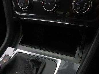 VOLKSWAGEN GOLF 1.5 TSI EVO SE Nav Estate 5dr Petrol DSG Euro 6 (s/s) (130 ps)