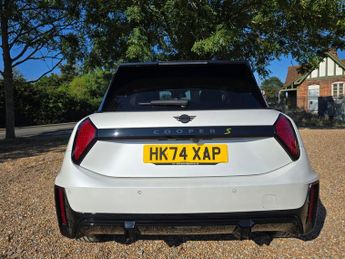 MINI ELECTRIC COOPER SE 54.2kWh Sport Hatchback 3dr Electric Auto (218 ps)