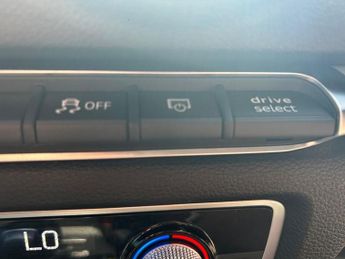 AUDI A3 1.5 TFSI CoD 35 S line Sportback 5dr Petrol S Tronic Euro 6 (s/s