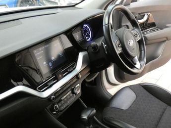 KIA NIRO 1.6 GDi 2 SUV 5dr Petrol Hybrid DCT Euro 6 (s/s) (139 bhp)