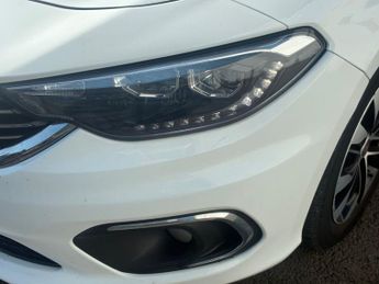 FIAT TIPO 1.4 MPI Mirror Hatchback 5dr Petrol Manual Euro 6 (s/s) (95 ps)