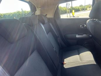 NISSAN JUKE 1.5 dCi 8v Acenta SUV 5dr Diesel Manual Euro 5 (110 ps)
