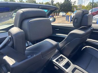 BMW 3 SERIES 2.0 320d M Sport Convertible 2dr Diesel Auto Euro 5 (184 ps)