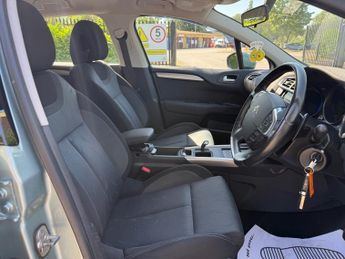 CITROEN C4 1.6 e-HDi Airdream VTR+ Hatchback 5dr Diesel EGS6 Euro 5 (s/s) (