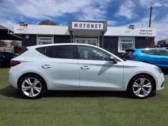 SEAT LEON 1.5 eTSI MHEV FR Hatchback 5dr Petrol Hybrid DSG Euro 6 (s/s) (1