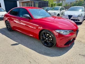 Alfa Romeo Giulia 2.0T Veloce Saloon 4dr Petrol Auto Euro 6 (s/s) (280 ps)