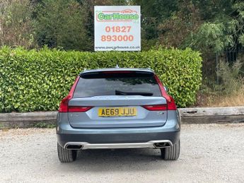VOLVO V90 Cross Country 2.0 D4 Plus Estate 5dr Diesel Auto AWD 