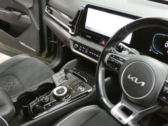 KIA SPORTAGE 1.6 T-GDi 13.8kWh GT-Line SUV 5dr Petrol Plug-in Hybrid Auto AWD