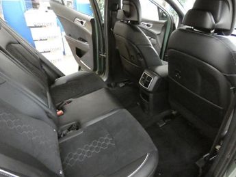KIA SPORTAGE 1.6 T-GDi 13.8kWh GT-Line SUV 5dr Petrol Plug-in Hybrid Auto AWD