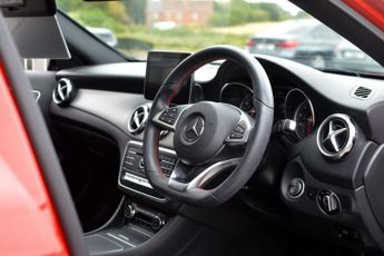 MERCEDES-BENZ GLA CLASS 1.6 GLA200 AMG Line Edition (Plus) SUV 5dr Petrol 7G-DCT Euro 6 