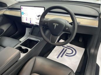 TESLA Model 3 Standard Range Plus Saloon 4dr Electric Auto RWD (241 bhp) - AA 