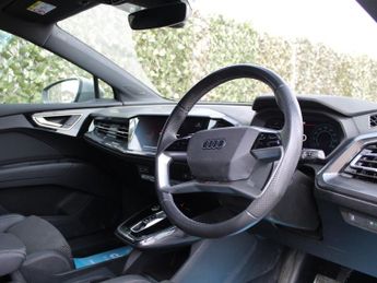 AUDI Q4 E-TRON 40 S line SUV 5dr Electric Auto 82kWh (204 ps)