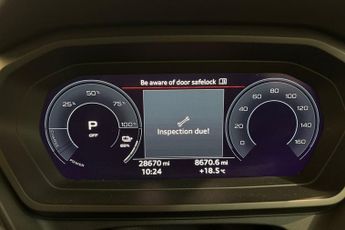 AUDI Q4 E-TRON 40 S line Sportback 5dr Electric Auto 82kWh (204 ps) Rear Parkin