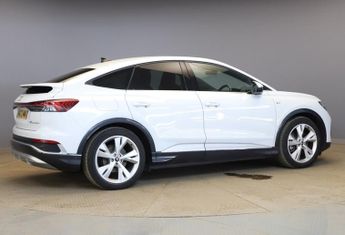 AUDI Q4 E-TRON 40 S line Sportback 5dr Electric Auto 82kWh (204 ps)