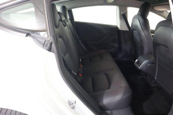 TESLA Model 3 Standard Range Plus Auto RWD 4dr
