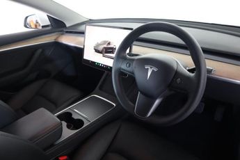 TESLA Model 3 Standard Range Plus Auto RWD 4dr