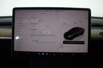 TESLA Model 3 Standard Range Plus Auto RWD 4dr