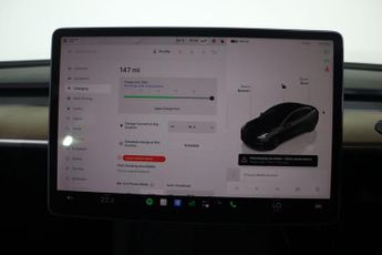TESLA Model 3 Standard Range Plus Auto RWD 4dr
