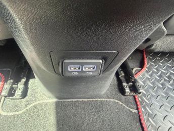 PEUGEOT 3008 1.2 PureTech GT SUV 5dr Petrol EAT Euro 6 (s/s) (130 ps)