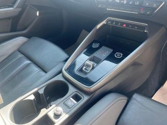 AUDI A3 1.0 TFSI 30 S line Sportback 5dr Petrol S Tronic Euro 6 (s/s) (1