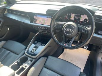AUDI A3 1.0 TFSI 30 S line Sportback 5dr Petrol S Tronic Euro 6 (s/s) (1