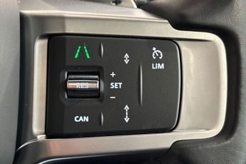 LAND ROVER DISCOVERY 3.0 D300 MHEV R-Dynamic HSE SUV 5dr Diesel Auto 4WD Euro 6 (s/s)