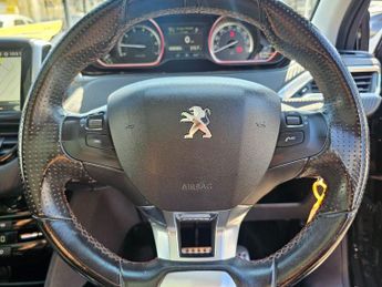 PEUGEOT 2008 AUTOMATIC 1.2 PureTech GT Line SUV 5dr Petrol EAT Euro 6 (s/s) (