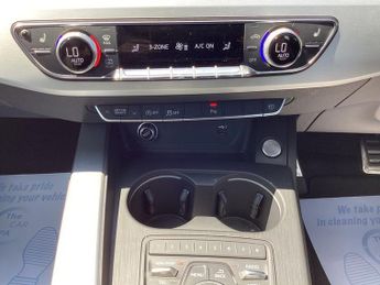 AUDI A4 2.0 TDI S line Saloon 4dr Diesel S Tronic Euro 6 (s/s) (150 ps)