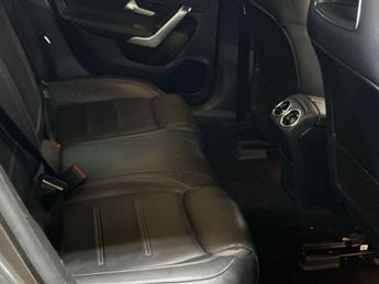 MERCEDES-BENZ CLA 1.3 CLA200 AMG Line (Premium) Coupe 4dr Petrol 7G-DCT Euro 6 (s/