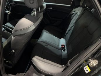 AUDI A1 1.5 TFSI 35 S line Sportback 5dr Petrol S Tronic Euro 6 (s/s) (1