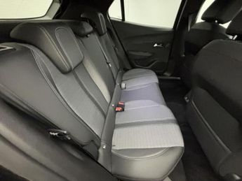 PEUGEOT E-2008 50kWh Allure Premium + SUV 5dr Electric Auto (7kW Charger) (136 