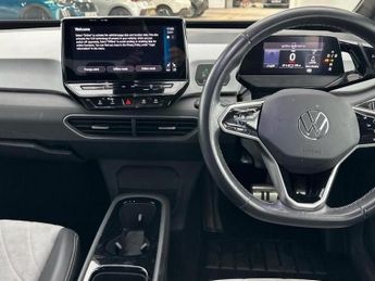 VOLKSWAGEN ID.3 Pro Performance 58kWh Family Hatchback 5dr Electric Auto (204 ps