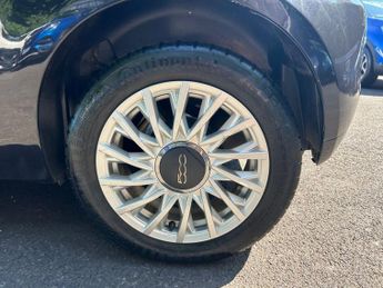FIAT 500 1.2 Lounge Hatchback 3dr Petrol Dualogic Euro 6 (s/s) (69 bhp)