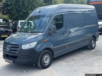 MERCEDES-BENZ eSprinter 55kWh Progressive Panel Van 5dr Electric Auto FWD L2 H2 20kW Cha
