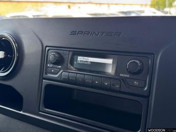 MERCEDES-BENZ eSprinter 55kWh Progressive Panel Van 5dr Electric Auto FWD L2 H2 20kW Cha