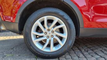 LAND ROVER DISCOVERY SPORT 2.0 TD4 SE Tech SUV 5dr Diesel Auto 4WD Euro 6 (s/s) (180 ps)