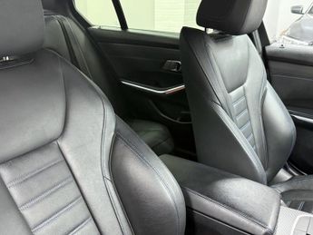 BMW 3 SERIES 2.0 320i M Sport Saloon 4dr Petrol Auto Euro 6 (s/s) (184 ps)