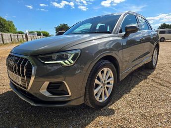 AUDI Q3 1.5 TFSI CoD 35 Sport SUV 5dr Petrol S Tronic Euro 6 (s/s) (150 