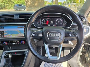 AUDI Q3 1.5 TFSI CoD 35 Sport SUV 5dr Petrol S Tronic Euro 6 (s/s) (150 