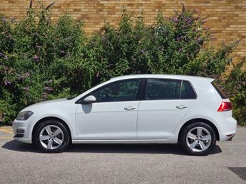 VOLKSWAGEN GOLF 1.6 TDI BlueMotion Tech Match Edition Hatchback 5dr Diesel DSG E