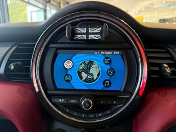 MINI HATCH 1.5 Cooper GPF Hatchback 3dr Petrol Steptronic Euro 6 (s/s) (136